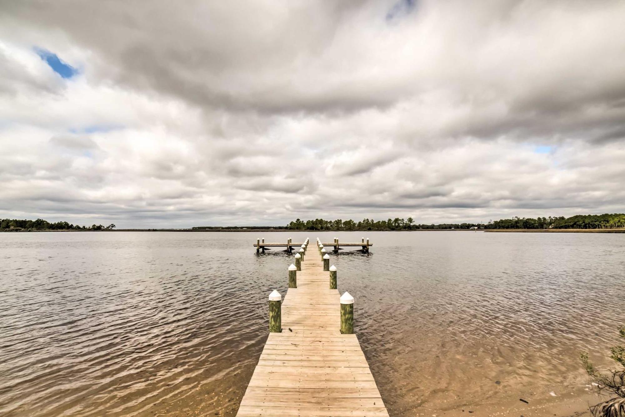 Waterfront Florida Vacation Rental With Boat Dock Милтон Экстерьер фото