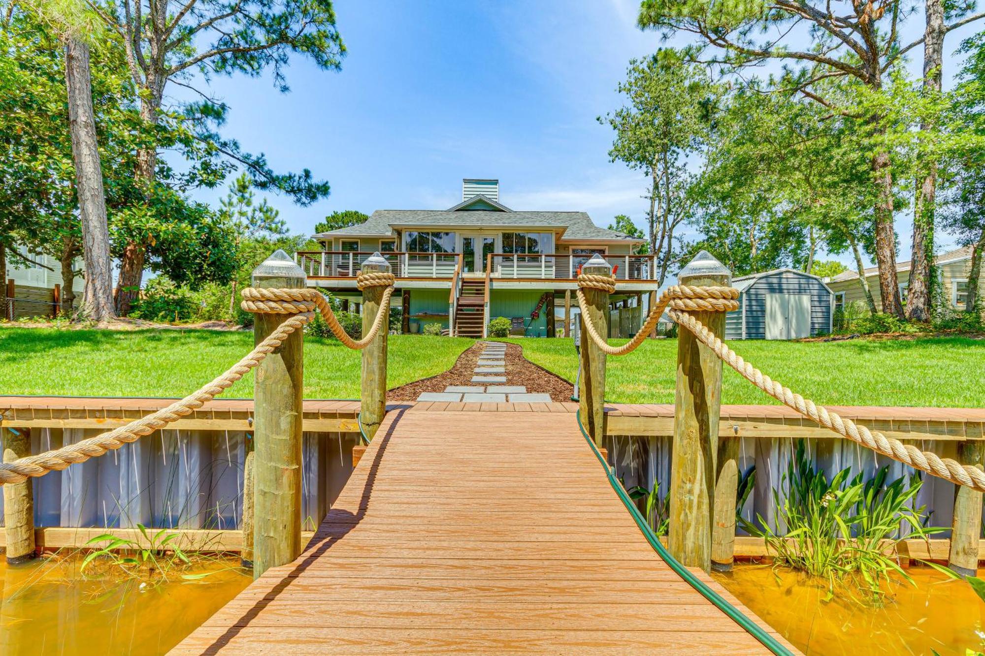 Waterfront Florida Vacation Rental With Boat Dock Милтон Экстерьер фото